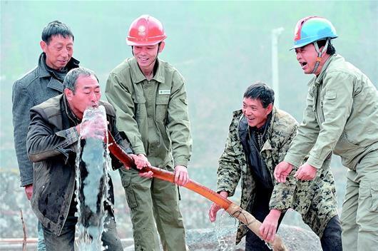 退休人口流向_中国人口流向图(3)